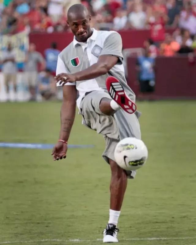 NBA：火箭四连胜探花表现突出