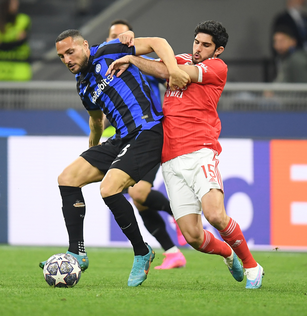 NBA：勇士连胜快船