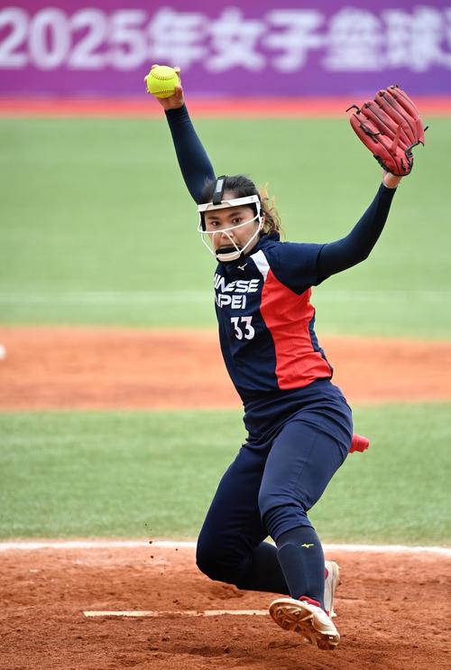 湖人输球后，东契奇确认伤情，雷迪克确定八村塁，詹姆斯也不遮掩