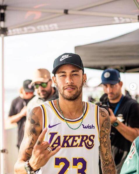 王俊杰27分，三分球9中7；林葳23分。中国男篮有救了