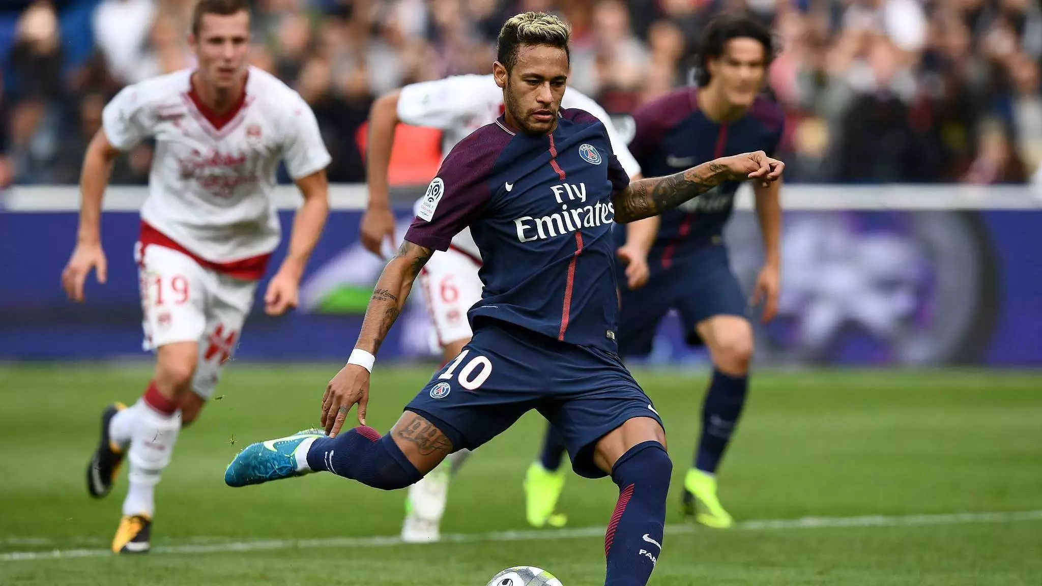 AL三局战胜AL，晋级四强！现在Zeus知道Bin去年的痛苦了