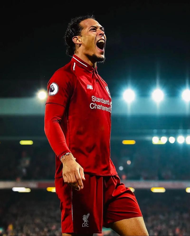 雷迪克终于看明白了！发布会高度称赞詹姆斯与东契奇挡拆配合，默契堪称无解