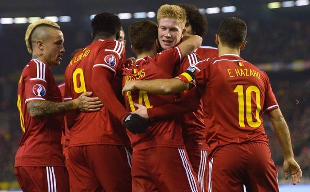 骁龙 8s Gen4 深度剖析：跑分与游戏双双领先竞品