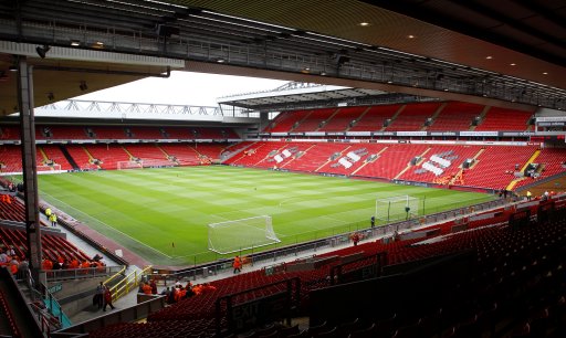 精准定位！胡明轩收下篮板直接四分卫长传 萨姆纳快下轻松上篮